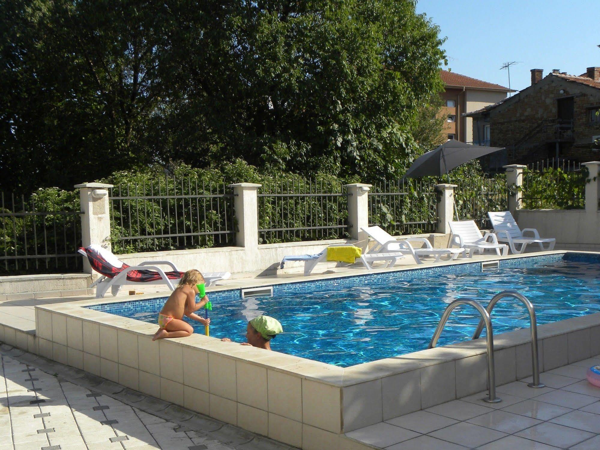 Apartcomplex New Tawn Obzor Exterior foto